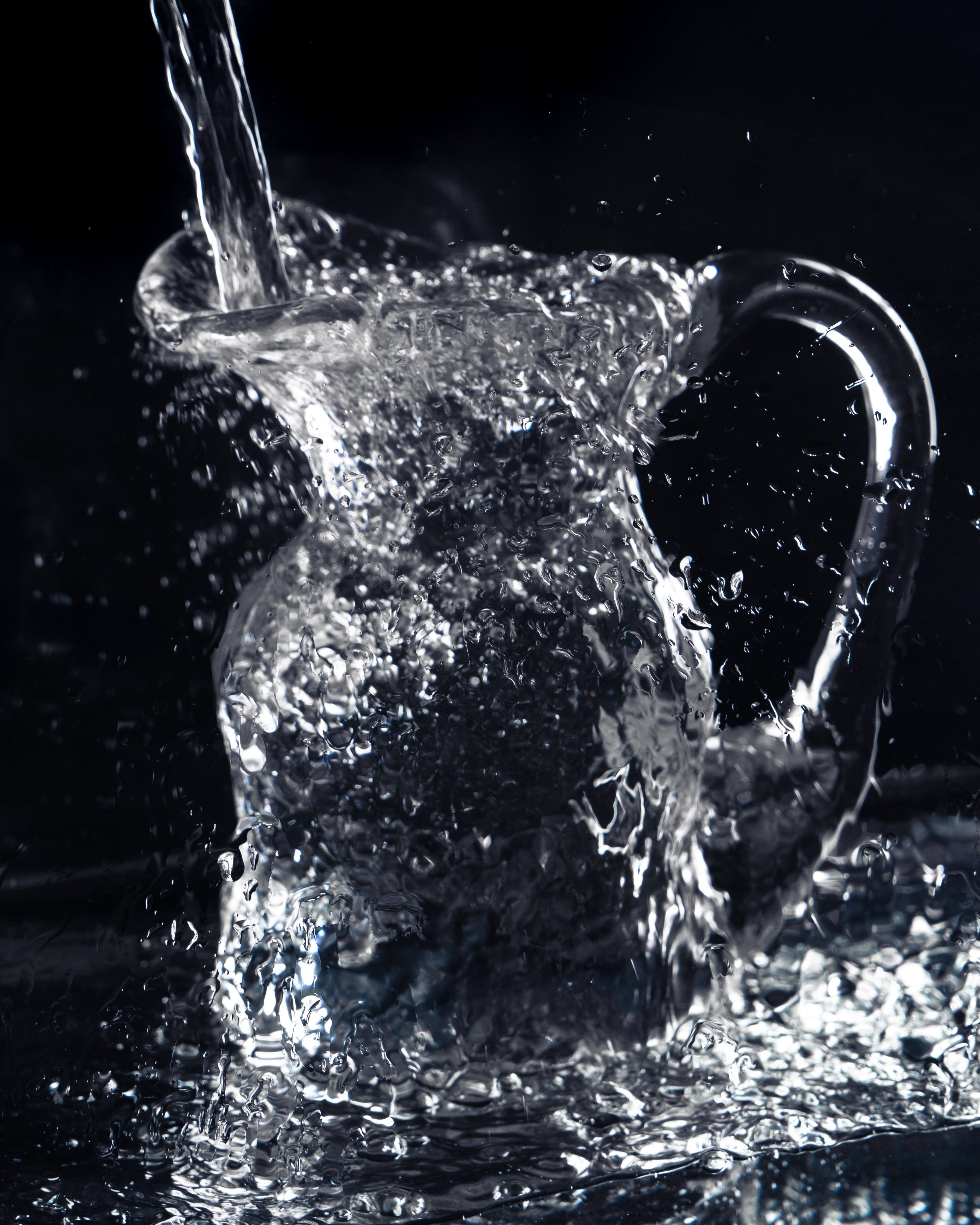 Džbán Liquid Glass